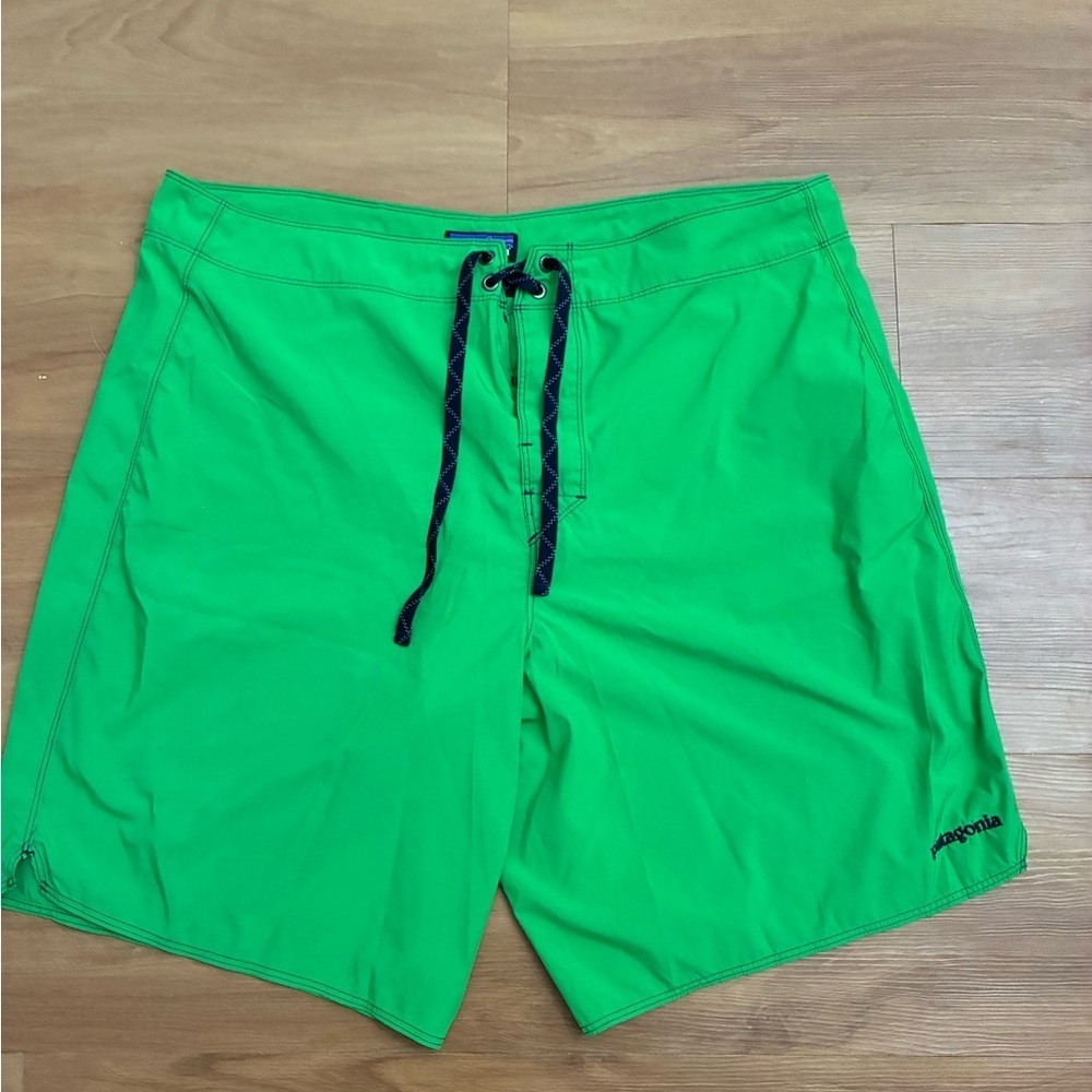 Patagonia Stretch Wavefarer board shorts Mens Size 36